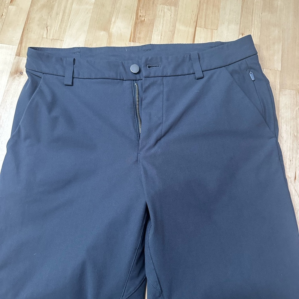 Lululemon Commission Pants, navy blue. Waist:30